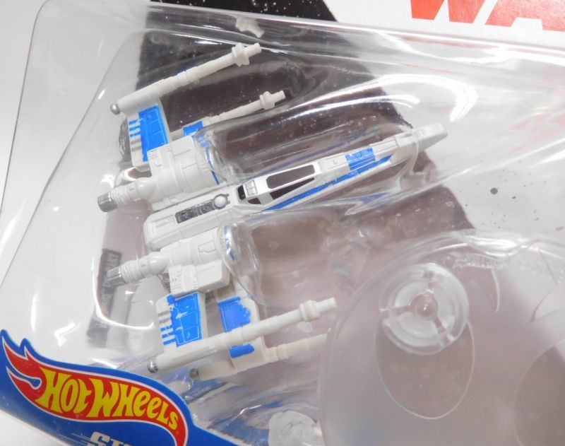 画像: 2018 HW STAR WARS STARSHIP 【RESISTANCE X-WING FIGHTER】 WHITE-BLUE (2018 WHITE CARD)