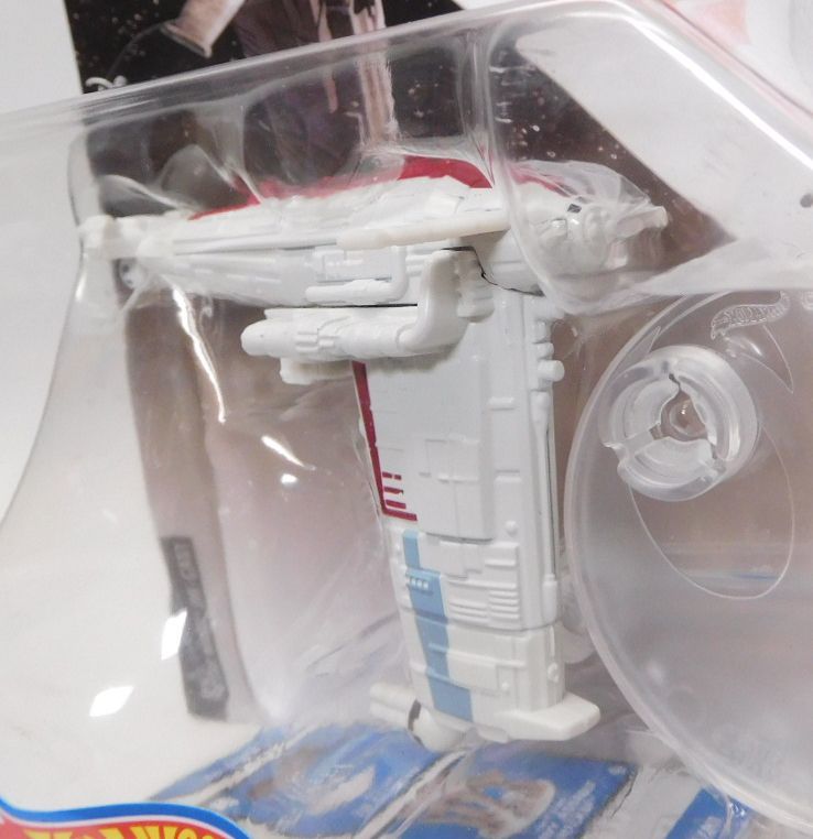 画像: 2018 HW STAR WARS STARSHIP 【RESISTANCE BOMBER】　WHITE-RED (2018 WHITE CARD)