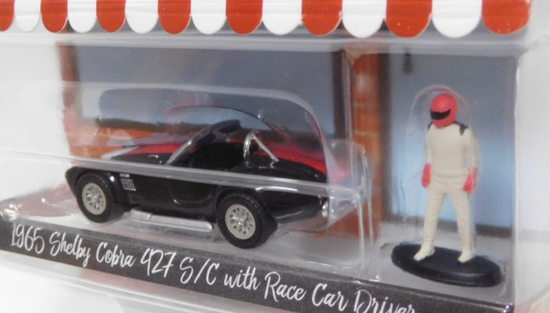 画像: 2018 GREENLIGHT THE HOBBY SHOP S4 【1965 SHELBY COBRA 427 S/C with RACE CAR DRIVER】 BLACK/RR