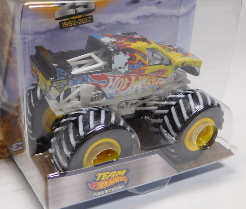 画像: 2017 MONSTER JAM 25th SPECIAL HOLIDAY EDITION 【TEAM HOT WHEELS】 BLACK (予約不可）