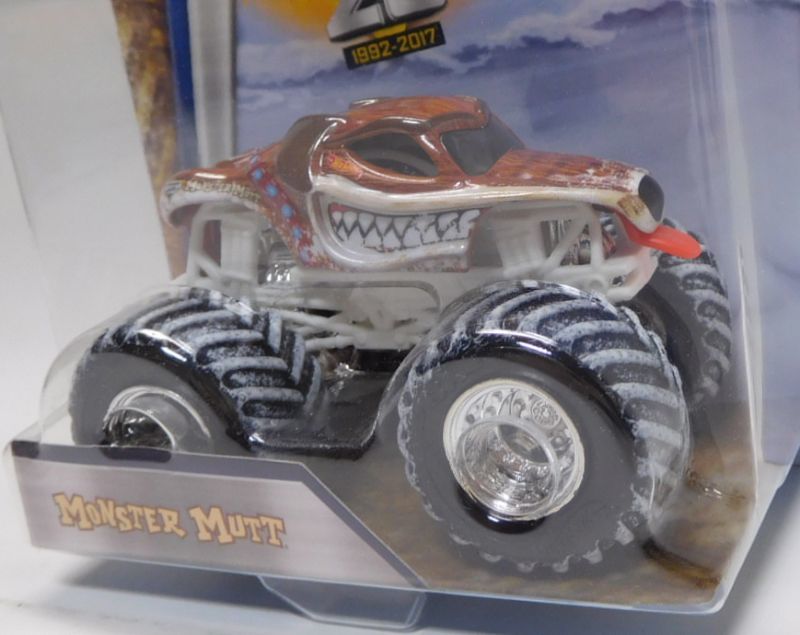 画像: 2017 MONSTER JAM 25th SPECIAL HOLIDAY EDITION 【MONSTER MUTT】 BROWN (予約不可）