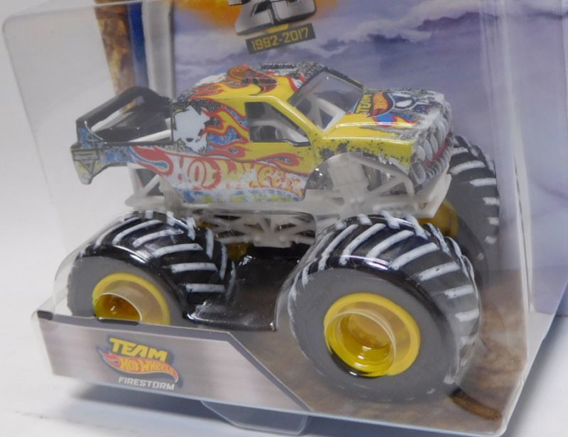 画像: 2017 MONSTER JAM 25th SPECIAL HOLIDAY EDITION 【TEAM HOT WHEELS】 BLACK (予約不可）