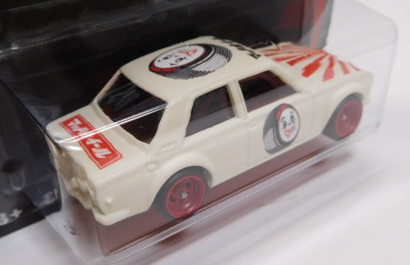 画像: MAD WHEELS (マッドホイール） 【DATSUN BLUEBIRD 510 (カスタム完成品）】 FLAT CREAM(シルバーライト）/RR （送料サービス適用外） 