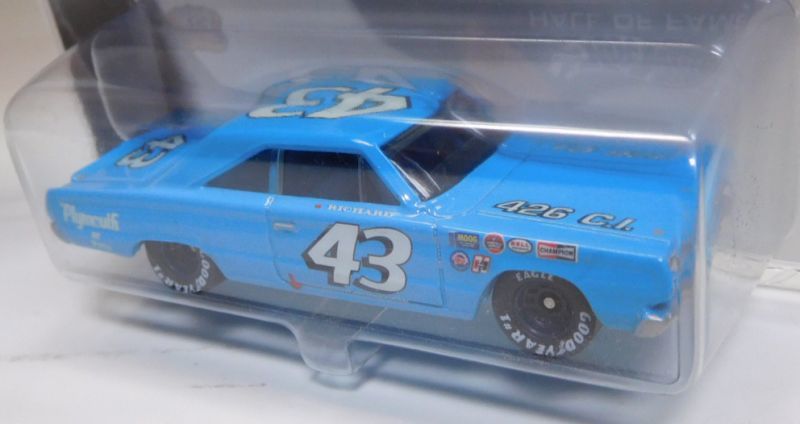 画像: 2003 HALL OF FAME - MILESTONE MOMENTS 【"RICHARD PETTY" 1967 PLYMOUTH STOCKER】 LT.BLUE/RR