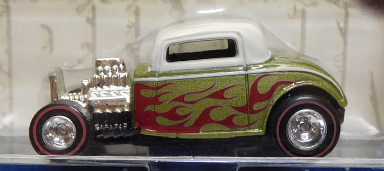 画像: 2003 WALMART EXCLUSIVE CRUISIN' AMERICA 【'32 FORD】　LT.OLIVE-WHITE/RH