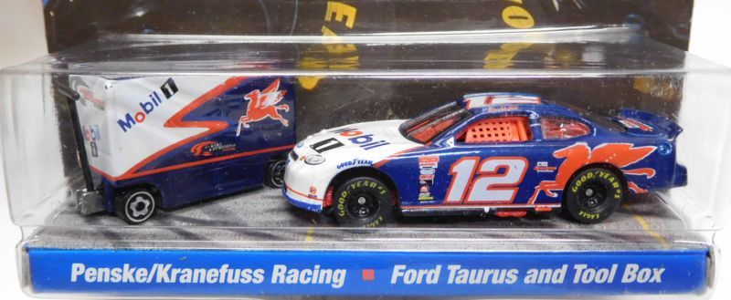 画像: 2000 HOT WHEELS RACING PIT CREW 【#12 TEAM MOBIL 1/FORD TAURUS and TOOL BOX】　BLUE-WHITE/RR