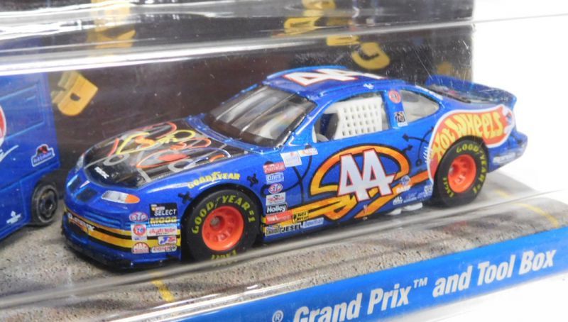 画像: 2000 HOT WHEELS RACING PIT CREW 【#44 TEAM HOT WHEELS/PONTIAC GRAND PRIX and TOOL BOX】　RACE TEAM BLUE/RR