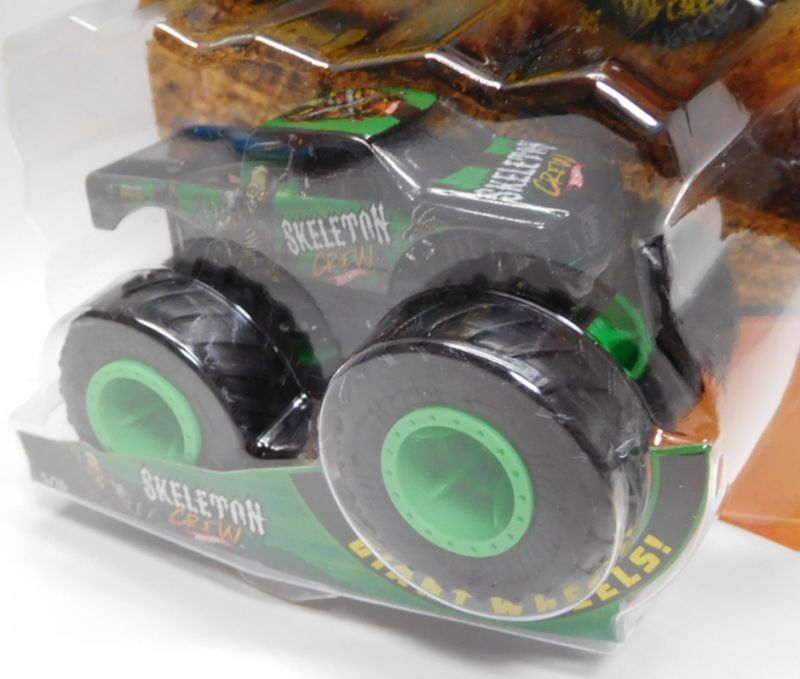 画像: 2018 HW MONSTER TRUCKS! 【SKELETON CREW HOT WHEELS】 BLACKGREEN (includes COLLECTABLE WHEEL!)