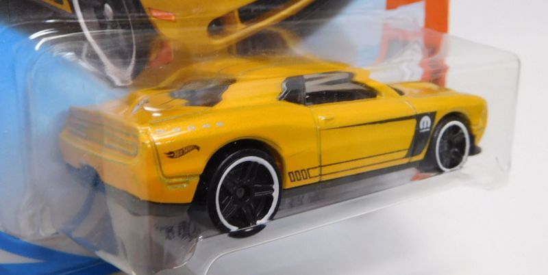 画像: 【'15 DODGE CHALLENGER SRT】 YELLOW/PR5 (MOPAR)(インターナショナル・ショートカード）