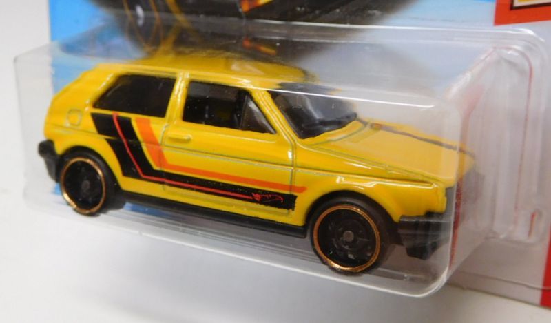 画像: 【VOLKSWAGEN GOLF MK2】 YELLOW/DD8(インターナショナル・ショートカード）