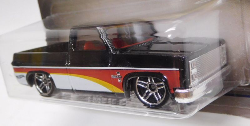 画像: 2018 WALMART EXCLUSIVE HW CHEVROLET TRUCKS 100 YEARS 【'83 CHEVY SILVERADO】BLACK/PR5 (予約不可）