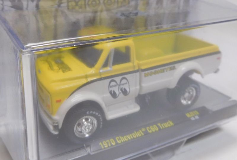 画像: 2018 M2 MACHINES MOONEYES "MIJO EXCLUSIVE" S2 【3種セット】1960 VW DOUBLE CAB TRUCK USA MODEL/1969 CHEVROLET CAMARO COPO/1970 CHEVROLET C60 TRUCK