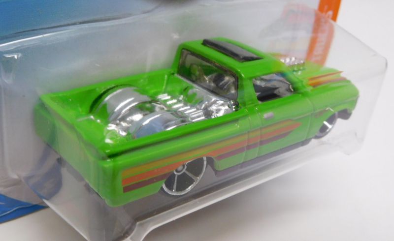 画像: 【CUSTOM '72 CHEVY LUV】 LT.GREEN/O5 (ISUZU KB FASTER PICKUPのOEM） 