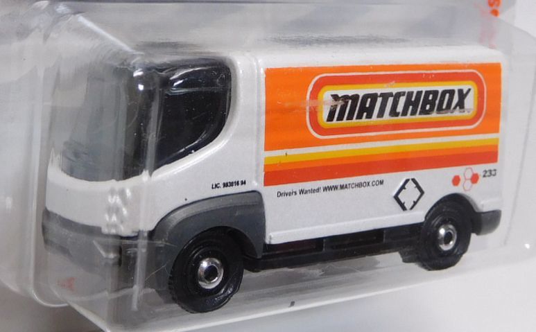 画像: 2018 【'09 INTERNATIONAL eSTAR (MATCHBOX TAMPO)】 WHITE (NEW CAST) 