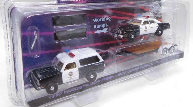 画像: 2018 GREENLIGHT HOLLYWOOD HITCH & TOW S5【THE TERMINATOR】 1977 DODGE RAMCHARGER/1977 DODGE MONACO/FLATBED TRAILER