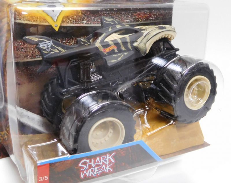 画像: 2018 MONSTER JAM includes STUNT RAMP! "BONE BUSTERS" 【SHARK WREAK】 FLAT BONE (予約不可）