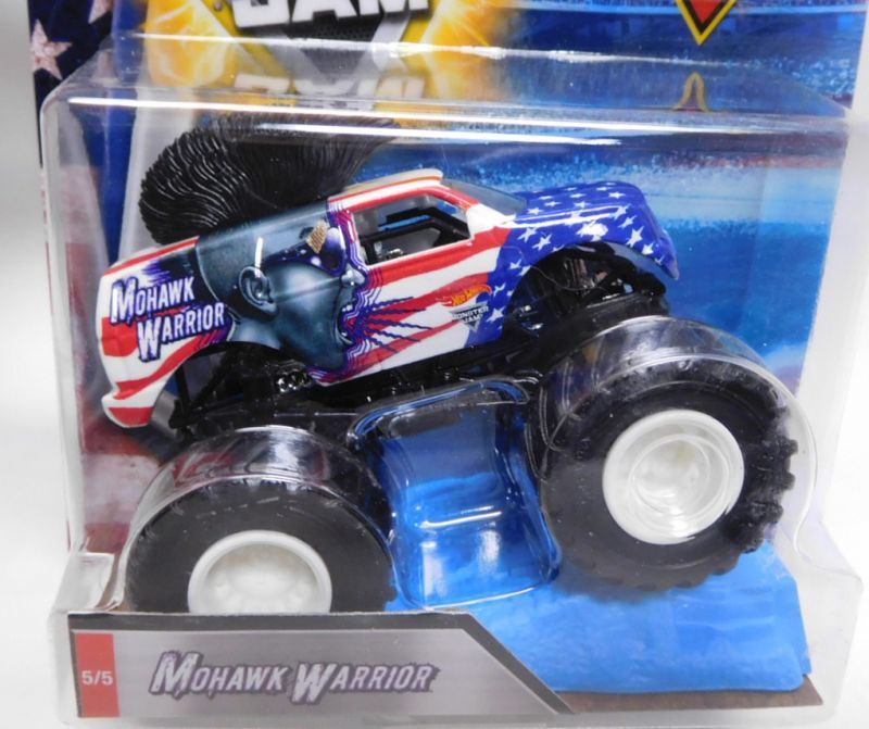 画像: 2018 MONSTER JAM includes STUNT RAMP! "STARS AND STRIPES" 【MOHAWK WARRIOR】 WHITE-BLUE-RED (予約不可）