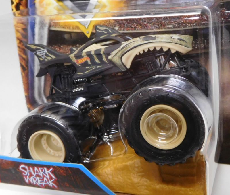 画像: 2018 MONSTER JAM includes STUNT RAMP! "BONE BUSTERS" 【SHARK WREAK】 FLAT BONE (予約不可）