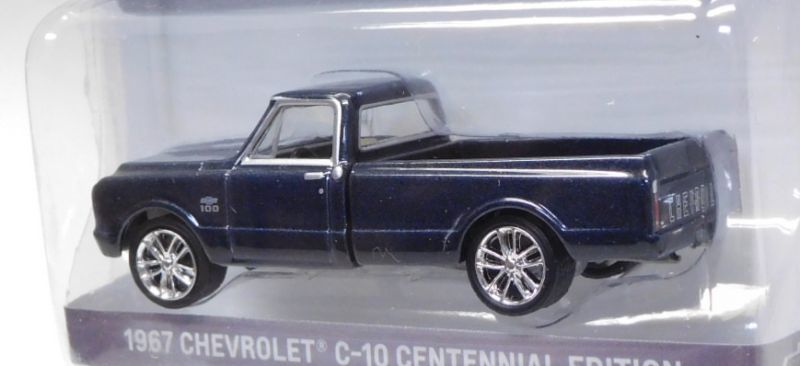 画像: 2018 GREENLIGHT HOBBY EXCLUSIVE 【"CHEVROLET TRUCKS 100 YEARS" 1967 CHEVROLET C-10 CENTENNIAL EDITION】 NAVY/RR