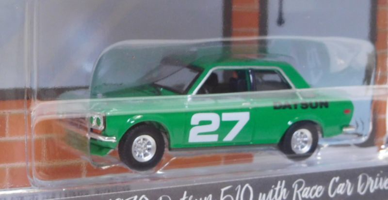 画像: 2019 GREENLIGHT THE HOBBY SHOP S5 【1970 DATSUN 510 with RACE CAR DRIVER】 GREEN/RR