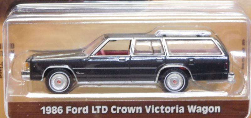 画像: 2019 GREENLIGHT ESTATE WAGON S2 【1986 FORD LTD CROWN VICTORIA WAGON】 BLACK/RR 