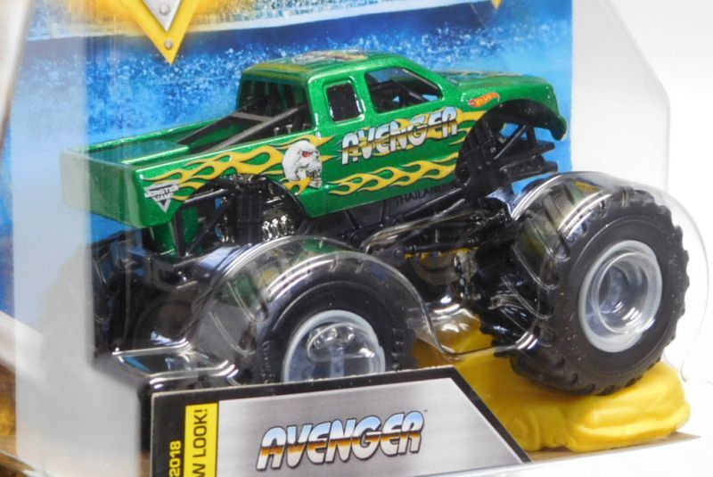 画像: 2018 MONSTER JAM includes RE-CRUSHABLE CAR! 【AVENGER】 GREEN (EPIC ADDITIONS)(2018 NEW LOOK!)