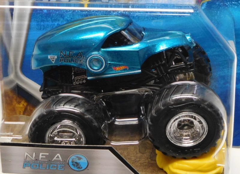 画像: 2018 MONSTER JAM includes RE-CRUSHABLE CAR! 【N.E.A. POLICE】 SPEC.BLUE (TOUR FAVORITES)