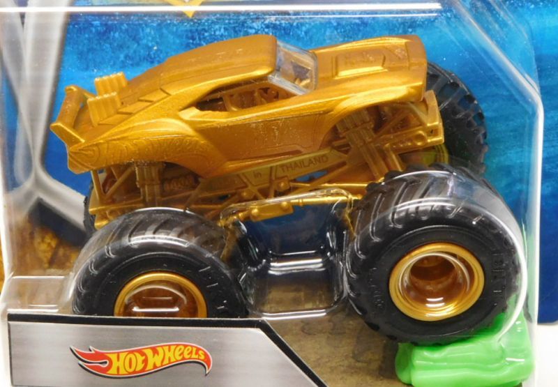 画像: 2018 MONSTER JAM includes RE-CRUSHABLE CAR! 【TEAM HOT WHEELS】 GOLD (MJ GOLDEN MACHINES)(CHASE）