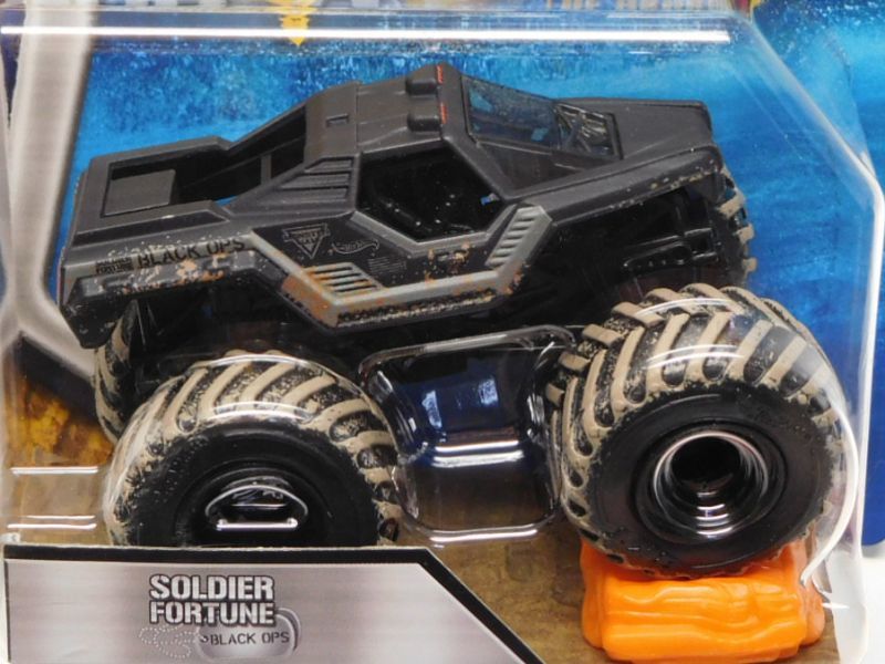 画像: 2018 MONSTER JAM includes RE-CRUSHABLE CAR! 【SOLDIER FORTUNE】 FLAT BLACK (MUD)