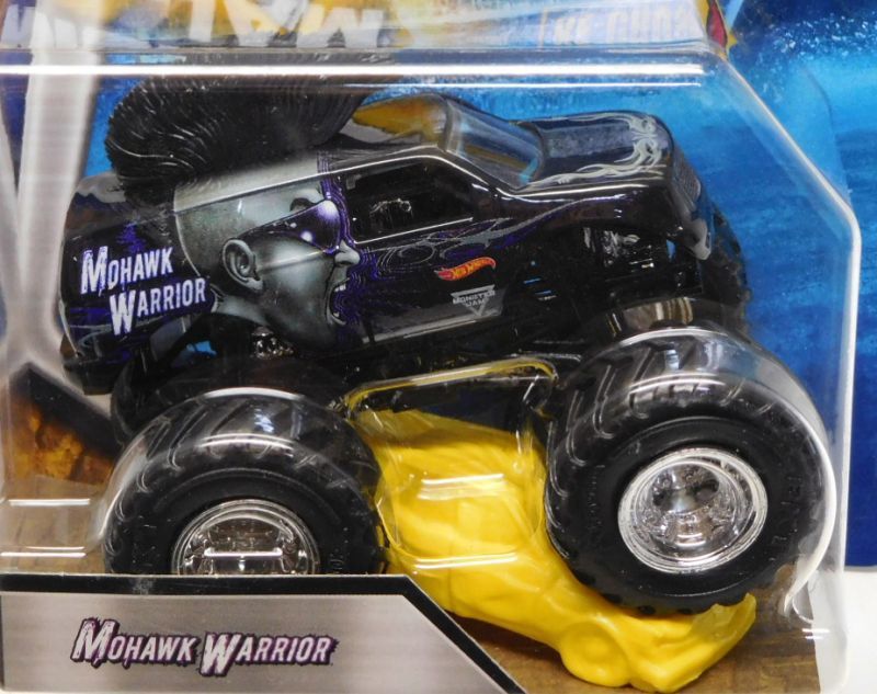 画像: 2018 MONSTER JAM includes RE-CRUSHABLE CAR! 【MOHAWK WARRIOR】 BLACK (TOUR FAVORITES)