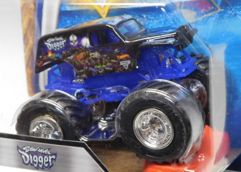 画像: 2018 MONSTER JAM includes RE-CRUSHABLE CAR! 【SON UVA DIGGER】 BLACK (TOUR FAVORITES)