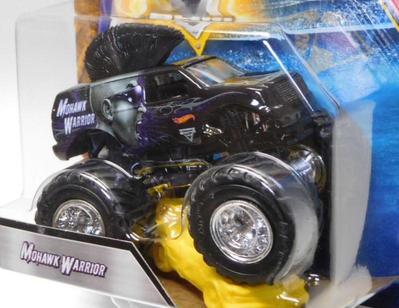 画像: 2018 MONSTER JAM includes RE-CRUSHABLE CAR! 【MOHAWK WARRIOR】 BLACK (TOUR FAVORITES)