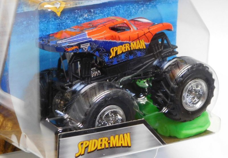 画像: 2018 MONSTER JAM includes RE-CRUSHABLE CAR! 【SPIDER-MAN】 RED (TOUR FAVORITES)