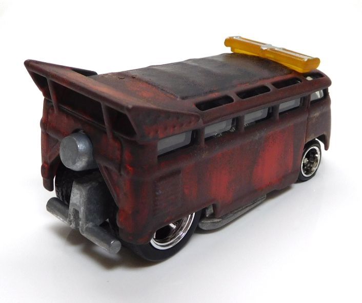 画像: ONE WORLD CUSTOM GARAGE 【VOLKSWAGEN T1 DRAG BUS (カスタム完成品）】 サビ-RED/RR （送料サービス適用外） 