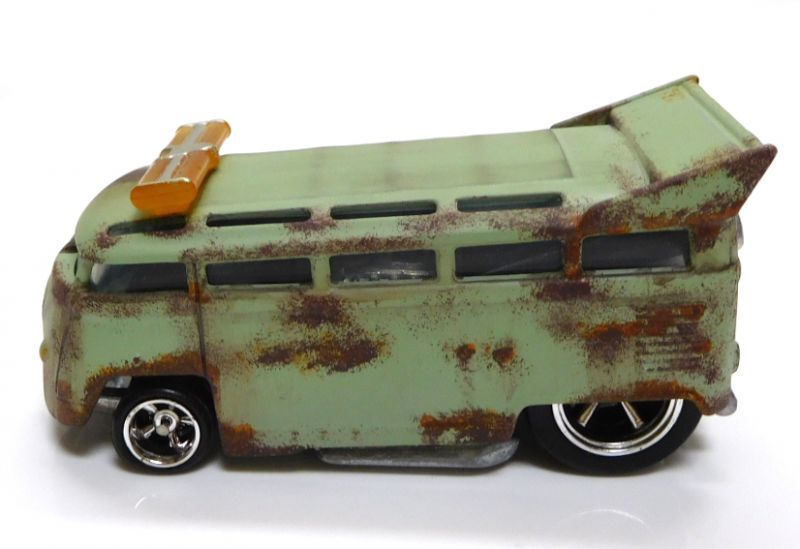 画像: ONE WORLD CUSTOM GARAGE 【VOLKSWAGEN T1 DRAG BUS (カスタム完成品）】 サビ-PALE GREEN/RR （送料サービス適用外） 