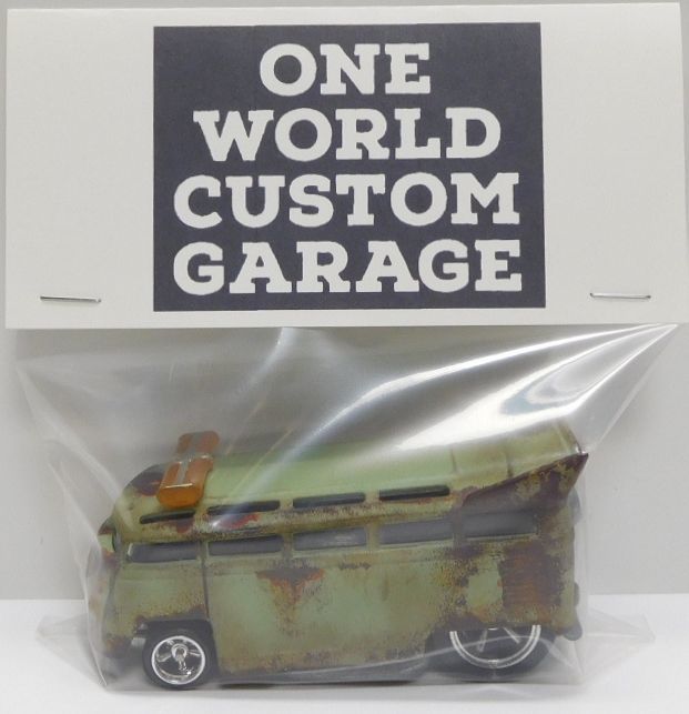 画像: ONE WORLD CUSTOM GARAGE 【VOLKSWAGEN T1 DRAG BUS (カスタム完成品）】 サビ-PALE GREEN/RR （送料サービス適用外） 