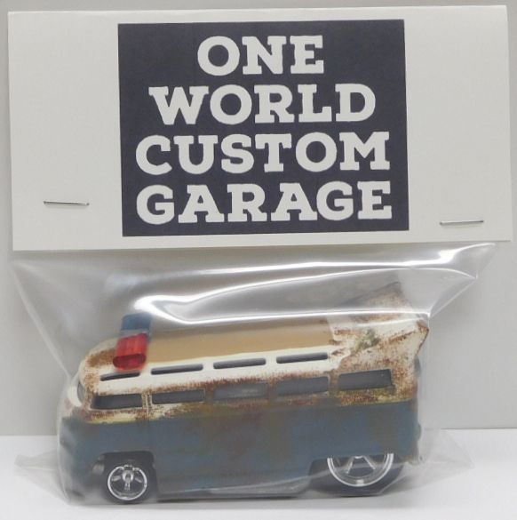 画像: ONE WORLD CUSTOM GARAGE 【VOLKSWAGEN T1 DRAG BUS (カスタム完成品）】 サビ-WHITE-PALE BLUE/RR （送料サービス適用外） 