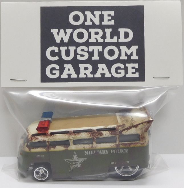 画像: ONE WORLD CUSTOM GARAGE 【VOLKSWAGEN T1 DRAG BUS (カスタム完成品）】 サビ-WHITE-OLIVE/RR （送料サービス適用外） 