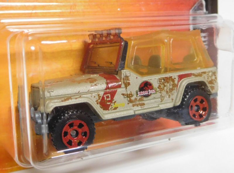 画像: 2019 MATCHBOX "JURASSIC WORLD"  【'93 JEEP WRANGLER #12】TAN(ドロTAMPO)(予約不可）