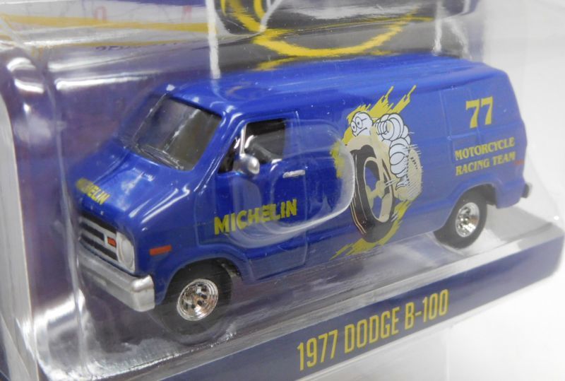 画像: 2019 GREENLIGHT RUNNING ON EMPTY S7 【1977 DODGE B-100】 BLUE/RR (MICHELIN)