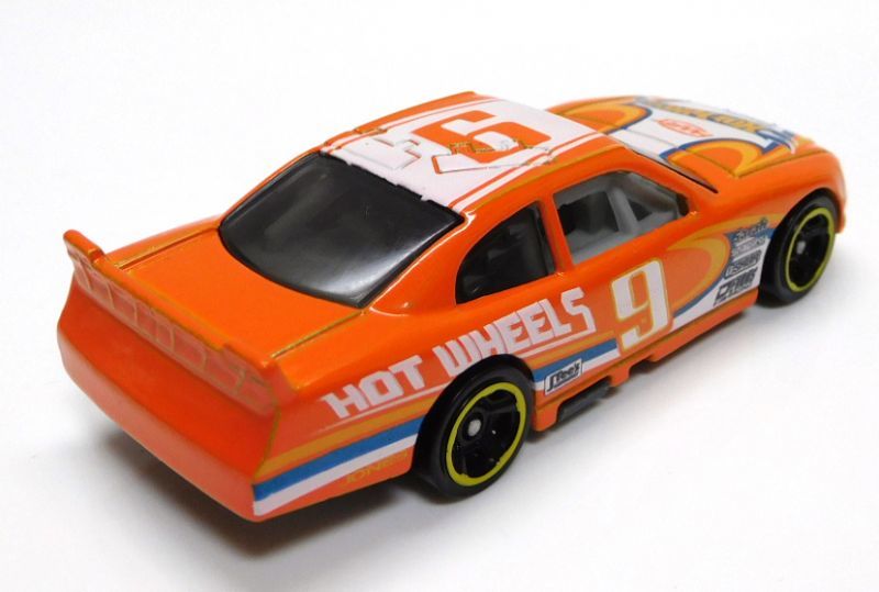 画像: 2019 WALMART EXCLUSIVE MYSTERY SERIES2 【2010 CHEVY IMPALA】 ORANGE/MC5 (予約不可）