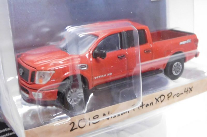 画像: 2019 GREENLIGHT BLUE COLLAR COLLECTION S5 【2018 NISSAN TITAN XD PRO-4X】 RED/RR 