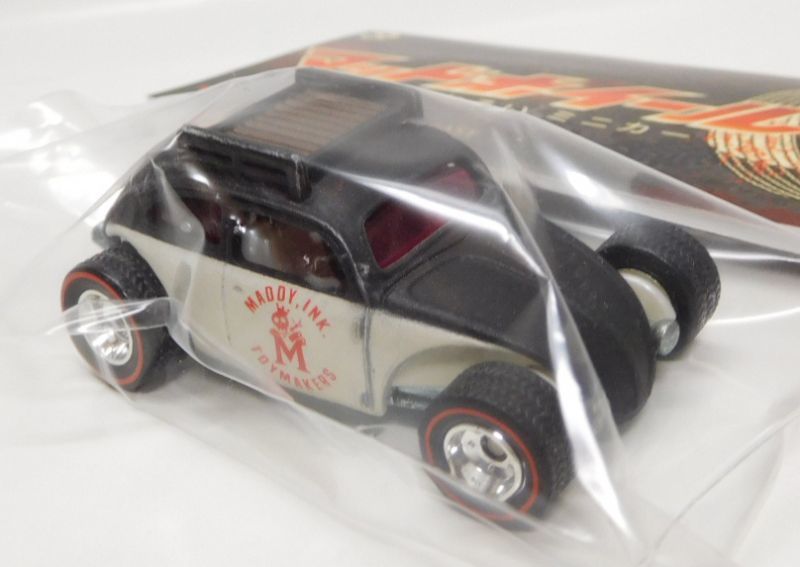 画像: MAD WHEELS (マッドホイール） 【CUSTOM VOLKSWAGEN BEETLE (カスタム完成品）】サビ-FLAT BLACK-WHITE/RR （送料サービス適用外） 