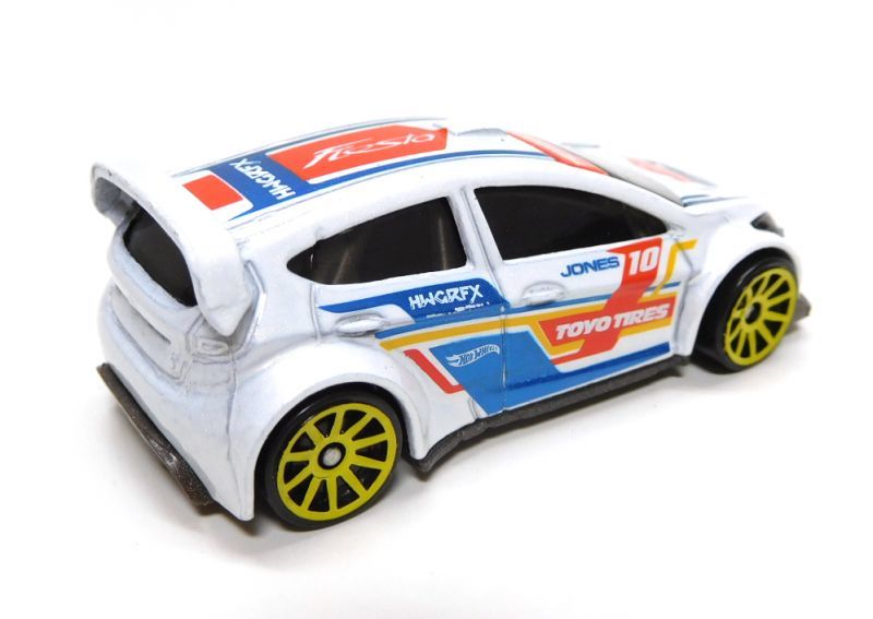 画像: 2019 WALMART EXCLUSIVE MYSTERY SERIES2 【'12 FORD FIESTA】 WHITE/10SP (TOYO TIRES TAMPO) (予約不可）