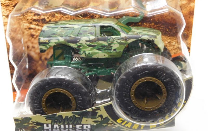 画像: 2019 HW MONSTER TRUCKS! "CAMO CRASHERS"【TOWN HAULER】 FLAT OLIVE CAMO (includes COLLECTABLE FLAGL!)