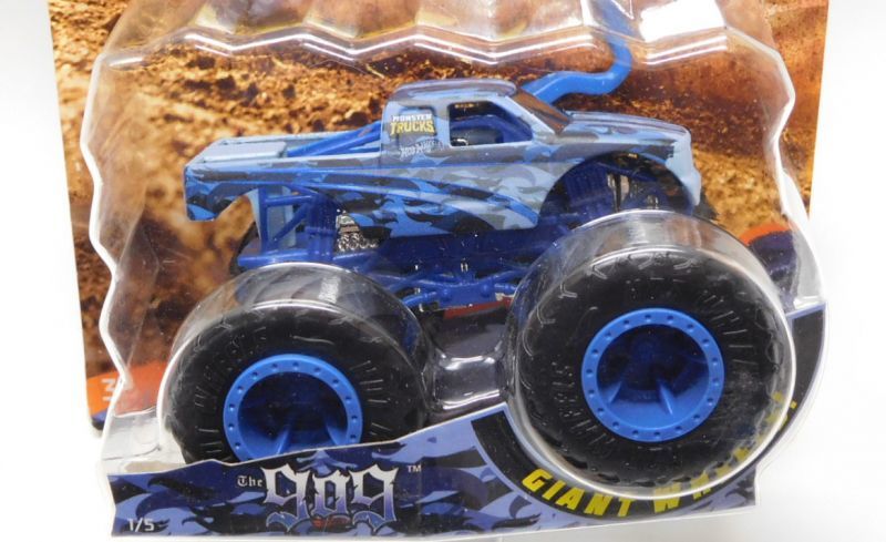 画像: 2019 HW MONSTER TRUCKS! "CAMO CRASHERS"【THE 909】 FLAT BLUE CAMO (includes COLLECTABLE FLAGL!)