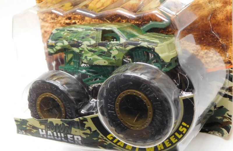 画像: 2019 HW MONSTER TRUCKS! "CAMO CRASHERS"【TOWN HAULER】 FLAT OLIVE CAMO (includes COLLECTABLE FLAGL!)