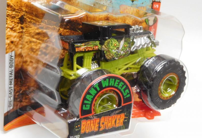 画像: 2019 HW MONSTER TRUCKS! 【BONE SHAKER (MYTHS)】  BLACK (includes CONNECT AND CRASH CAR)