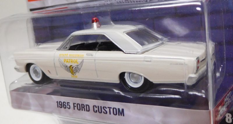 画像: 2019 GREENLIGHT HOT PURSUIT S31 【1965 FORD CUSTOM】 CREAM/RR (OHIO STATE HIGHWAY PATROL)