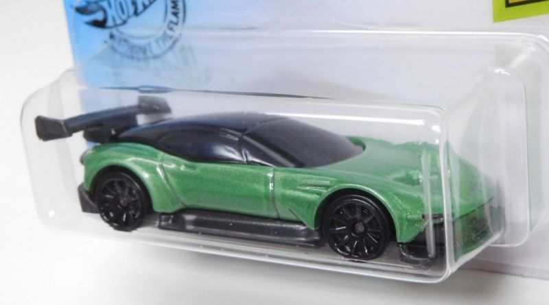 画像: 【ASTON MARTIN VULCAN】 PALE GREEN/10SP (NEW CAST)